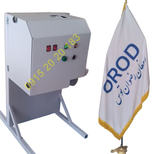 دستگاه مرغ خردکن رومیزی با کابل و دوشاخ صنعتی الکتروموتور تکفاز 600 وات کاربرد مرغ و ماهی جنس تیغه استیل جنس میخ زیر تیغه برش استیل تماس 09152020183